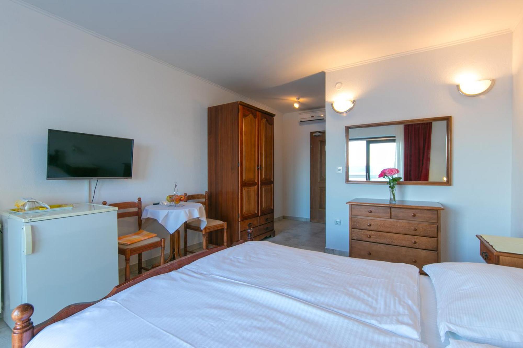 Adria Brela Apartments Dış mekan fotoğraf
